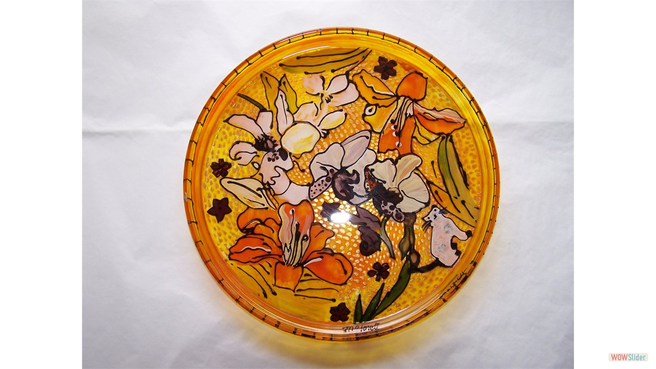 une belle assiette fleurie