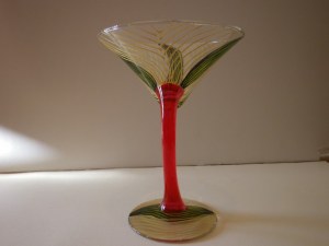 Verre à cocktail pied courbé 